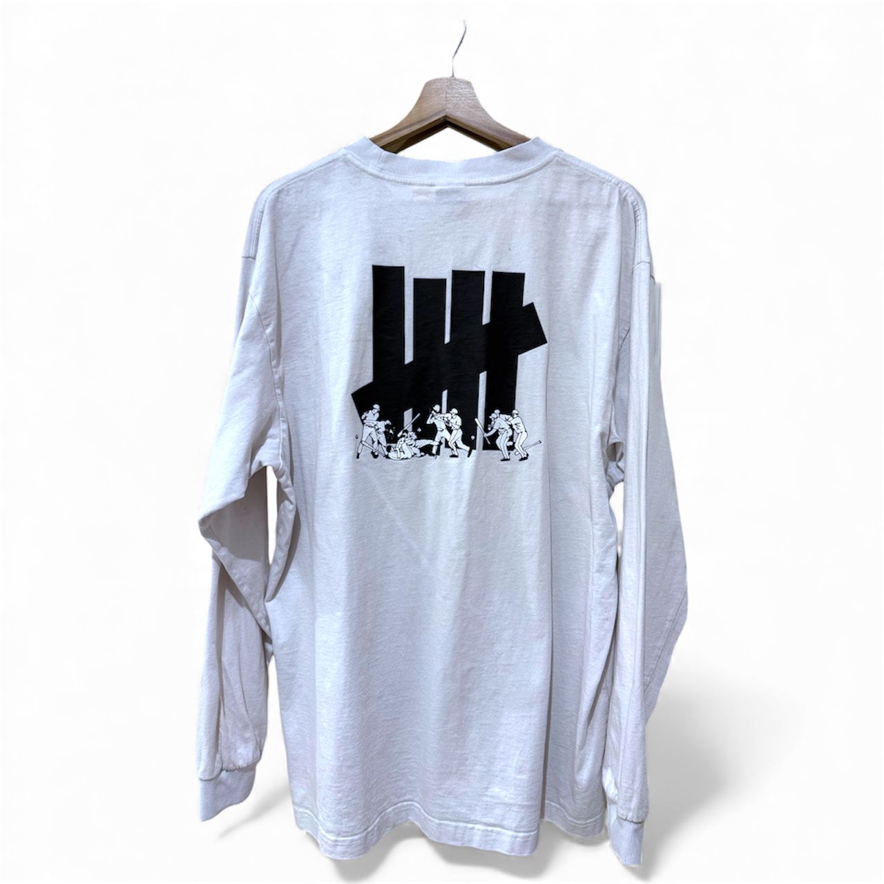 Undefeated PLAY DIRTY Long-sleeved Tee