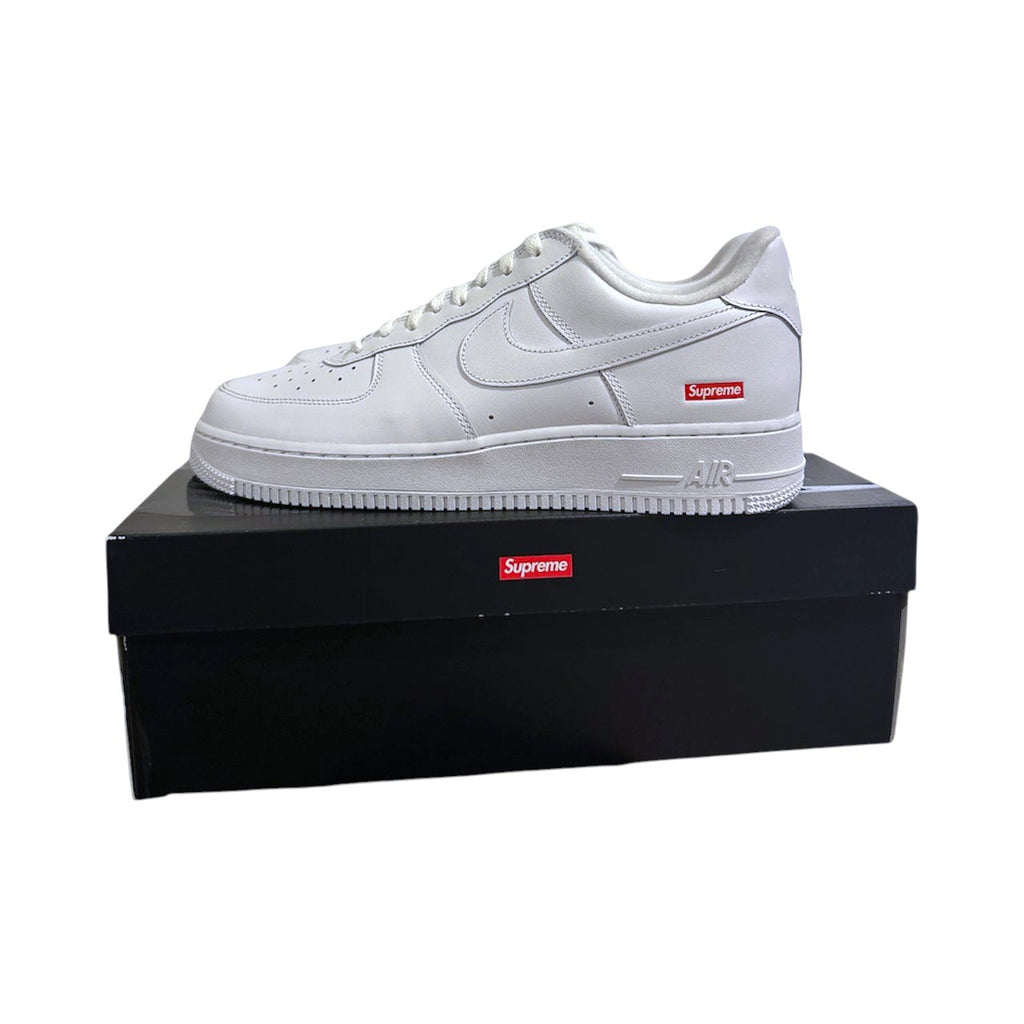Supreme Nike Air Force 1 SP